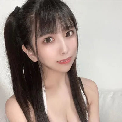 锈色机甲动画海报